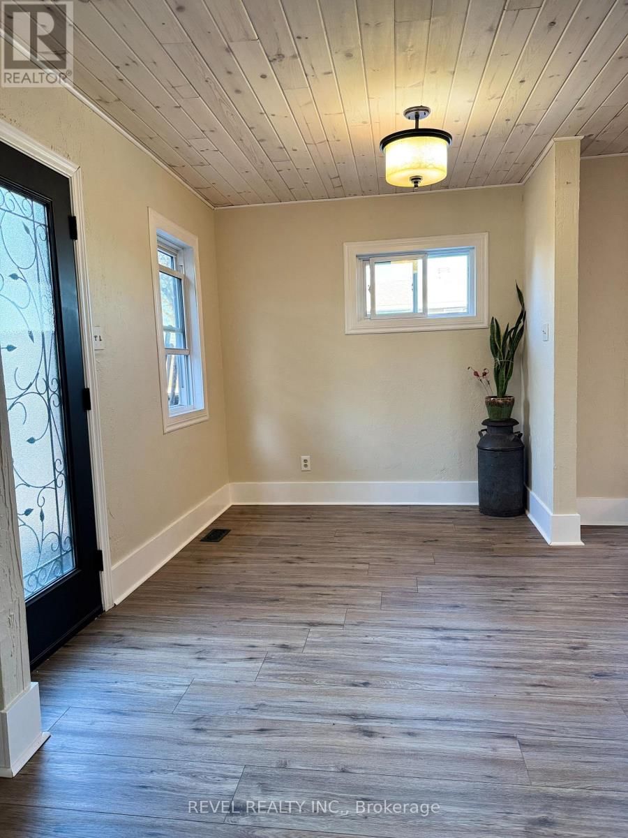 77 FERN AVENUE Image 9