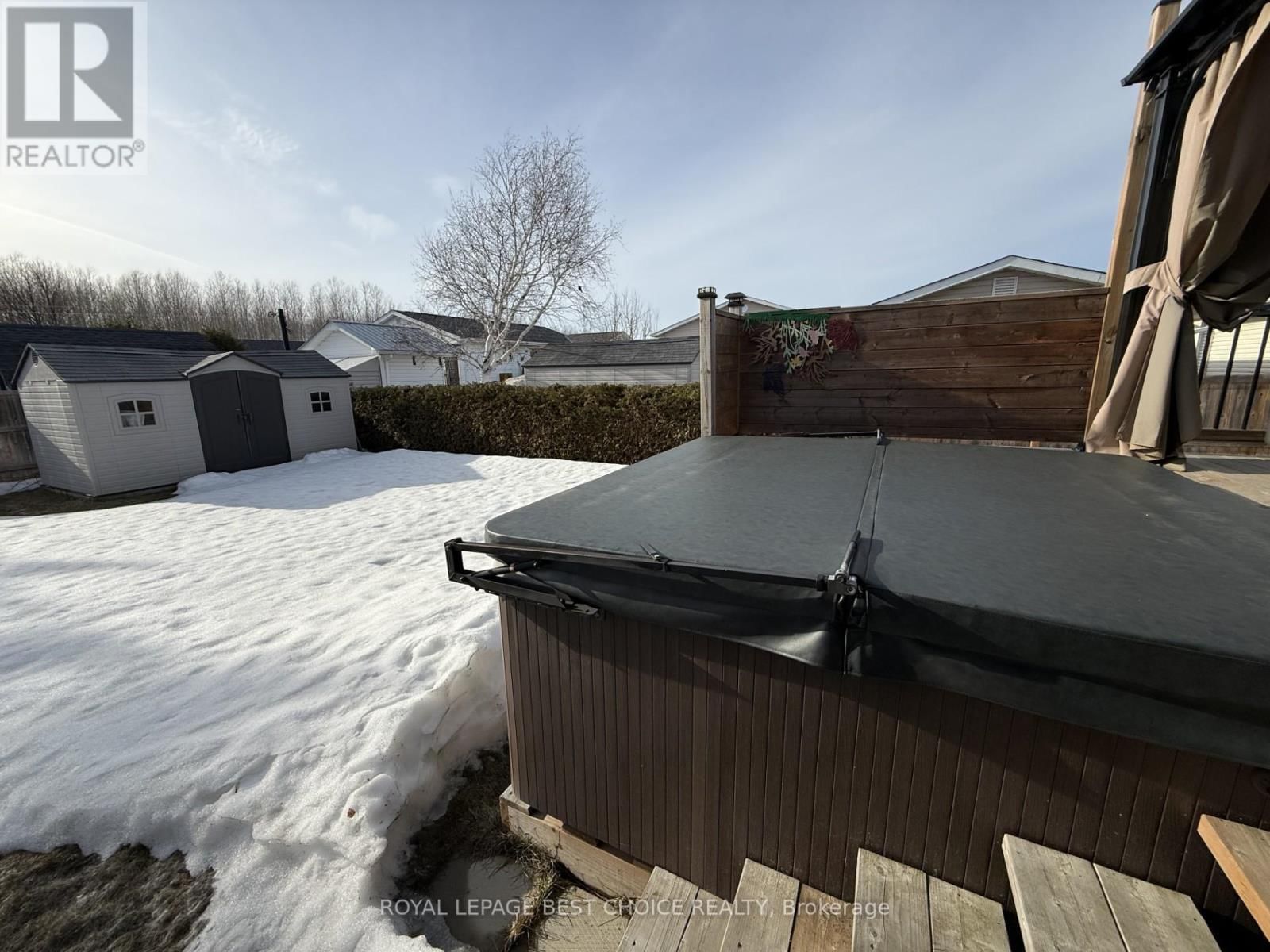 434 BATESON STREET Image 11