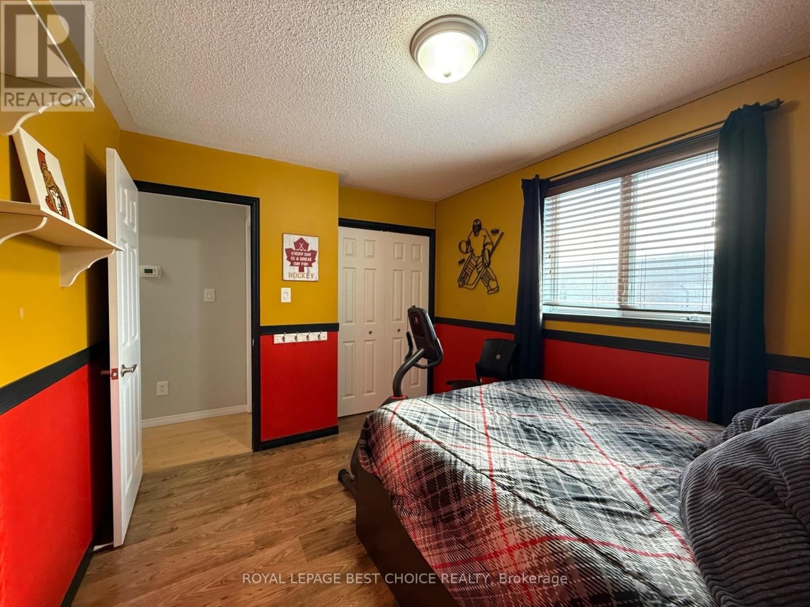 434 BATESON STREET Image 16