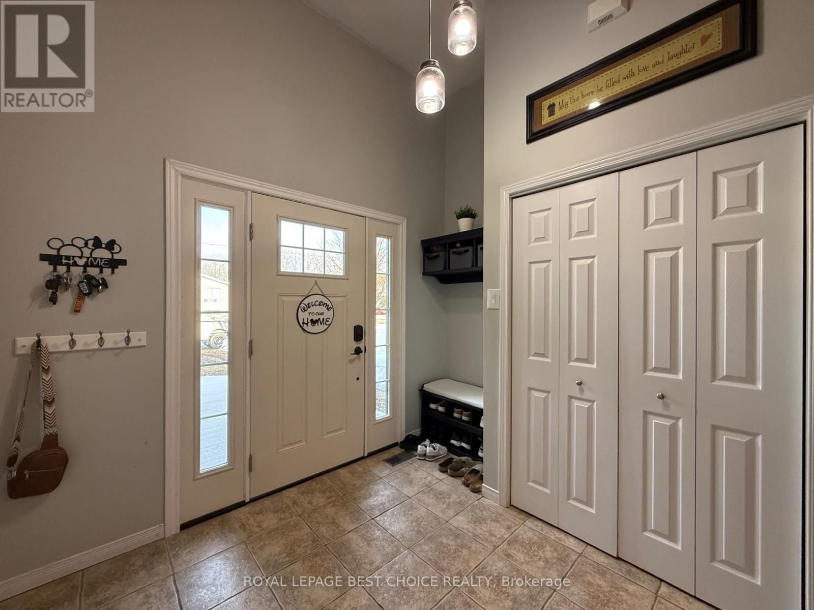 434 BATESON STREET Image 2