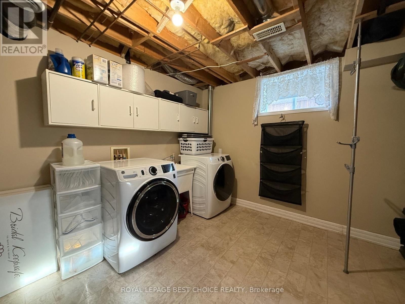 434 BATESON STREET Image 23