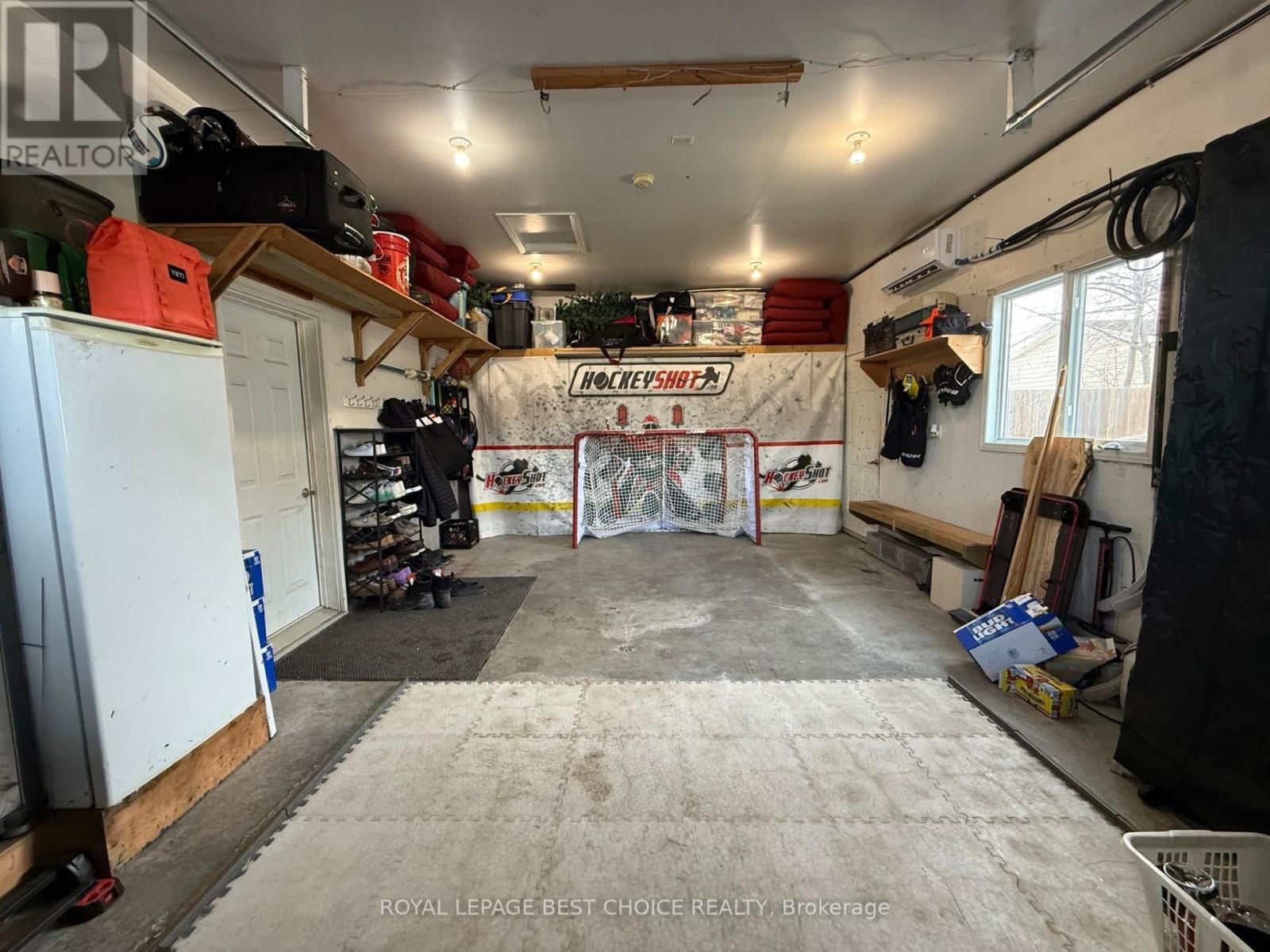 434 BATESON STREET Image 26