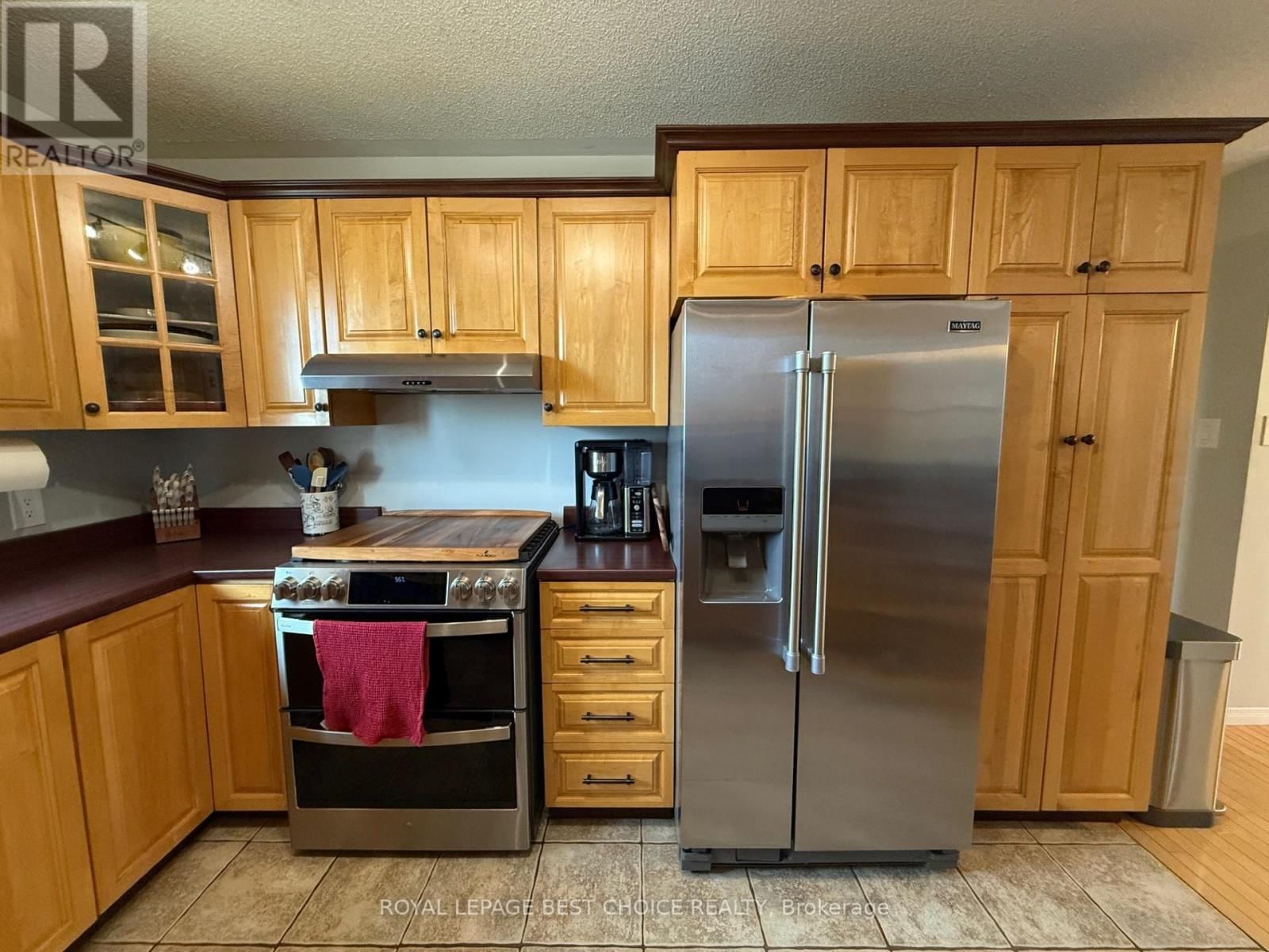 434 BATESON STREET Image 6