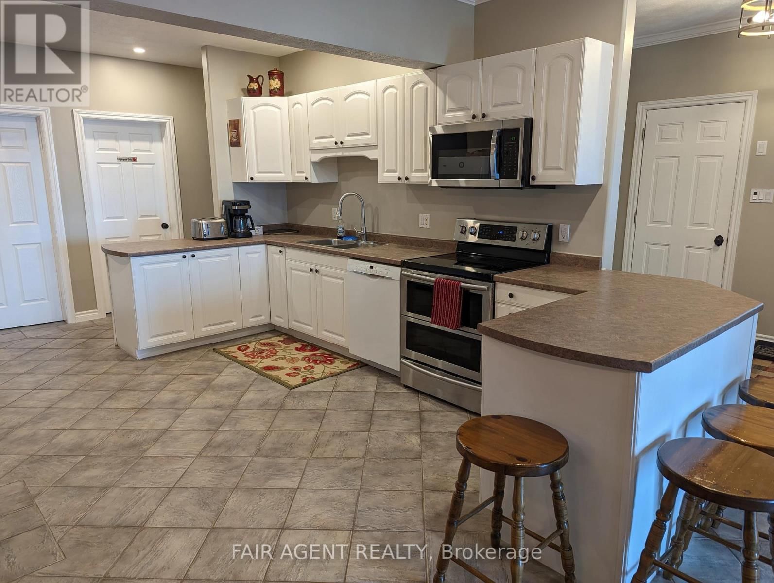 DAWSON POINT ROAD Image 11