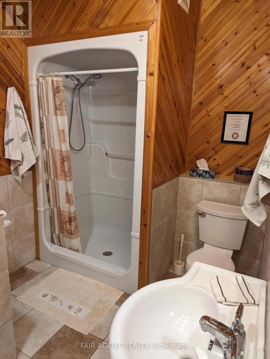 DAWSON POINT ROAD Image 19