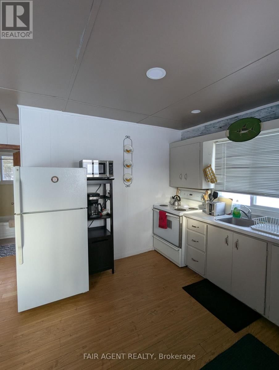 DAWSON POINT ROAD Image 26