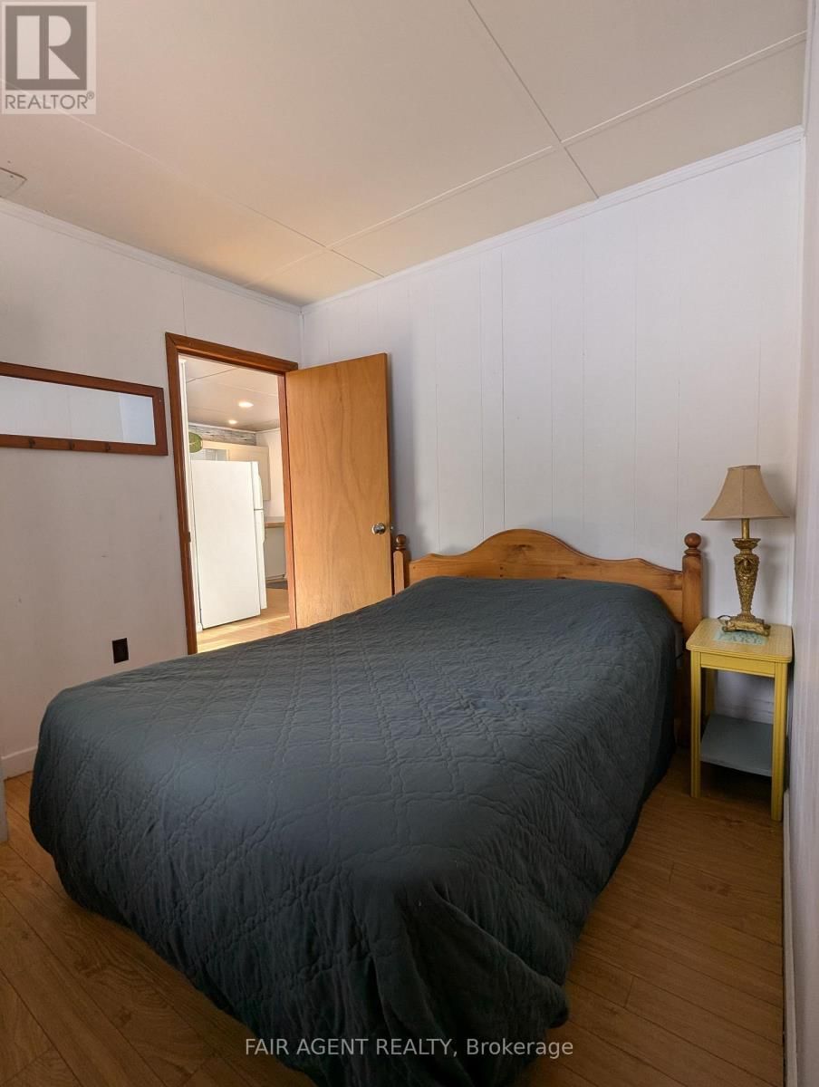 DAWSON POINT ROAD Image 27