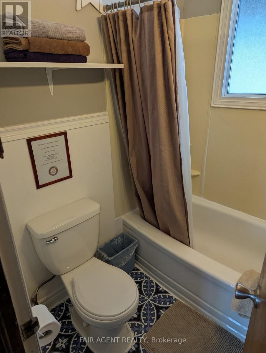 DAWSON POINT ROAD Image 28