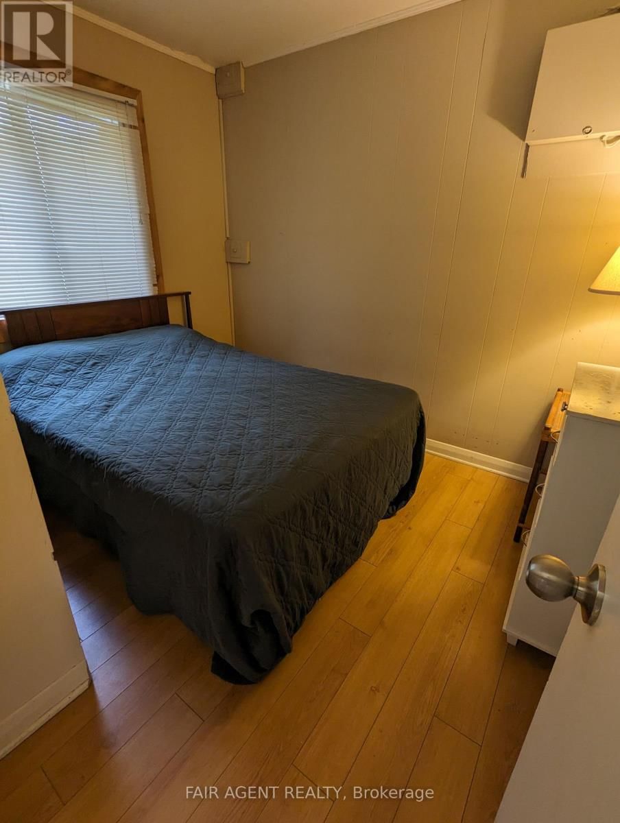 DAWSON POINT ROAD Image 33