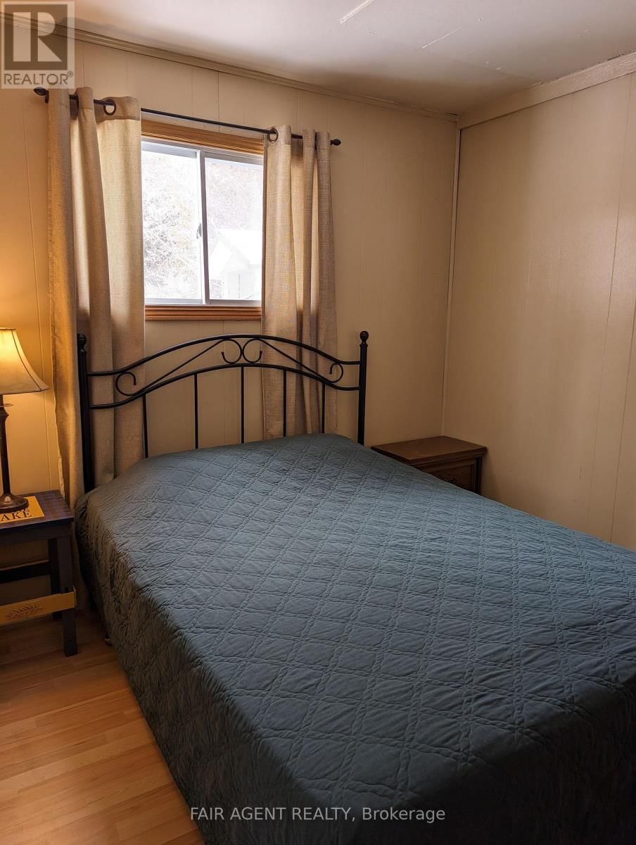 DAWSON POINT ROAD Image 39