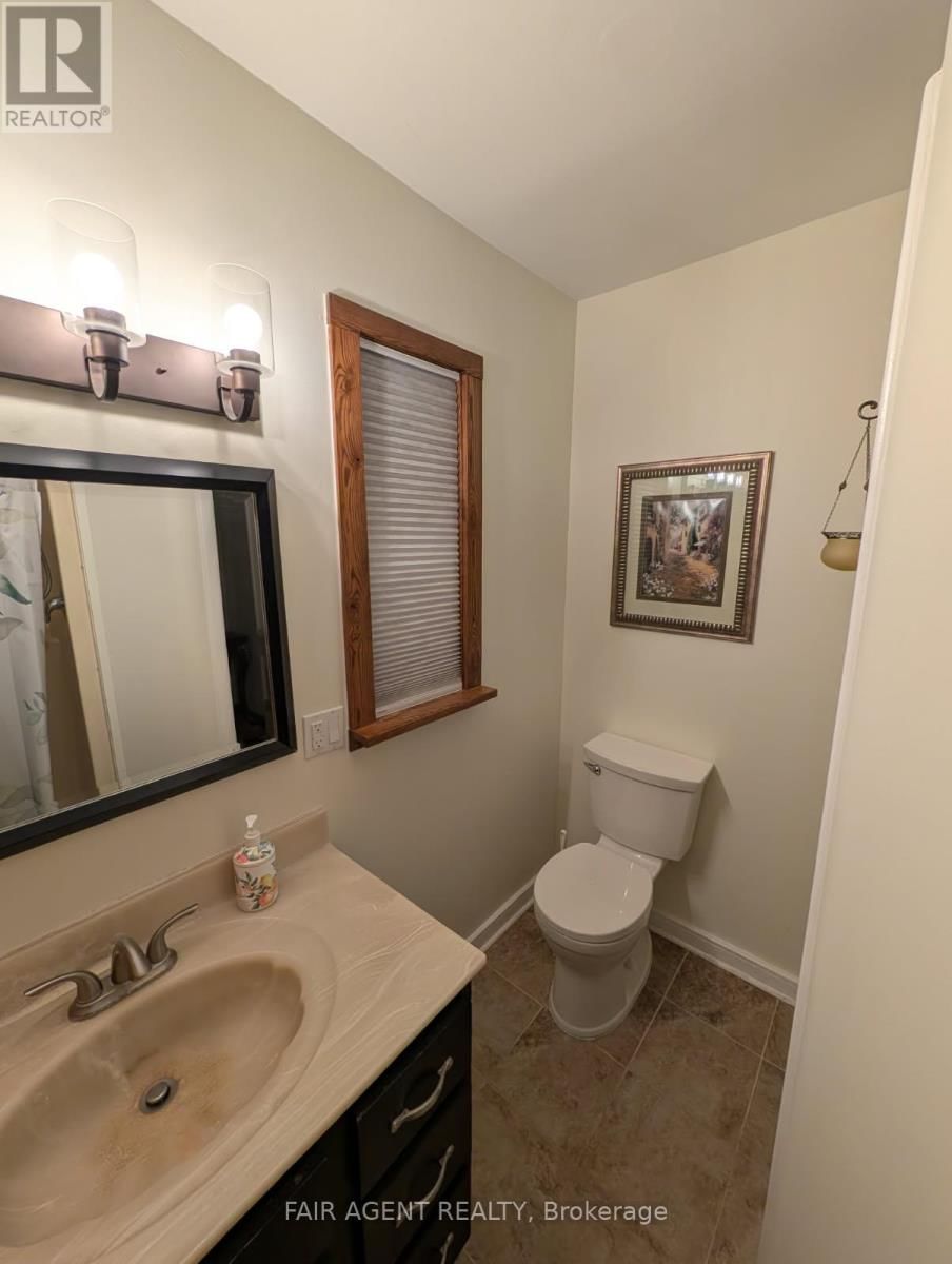 DAWSON POINT ROAD Image 8