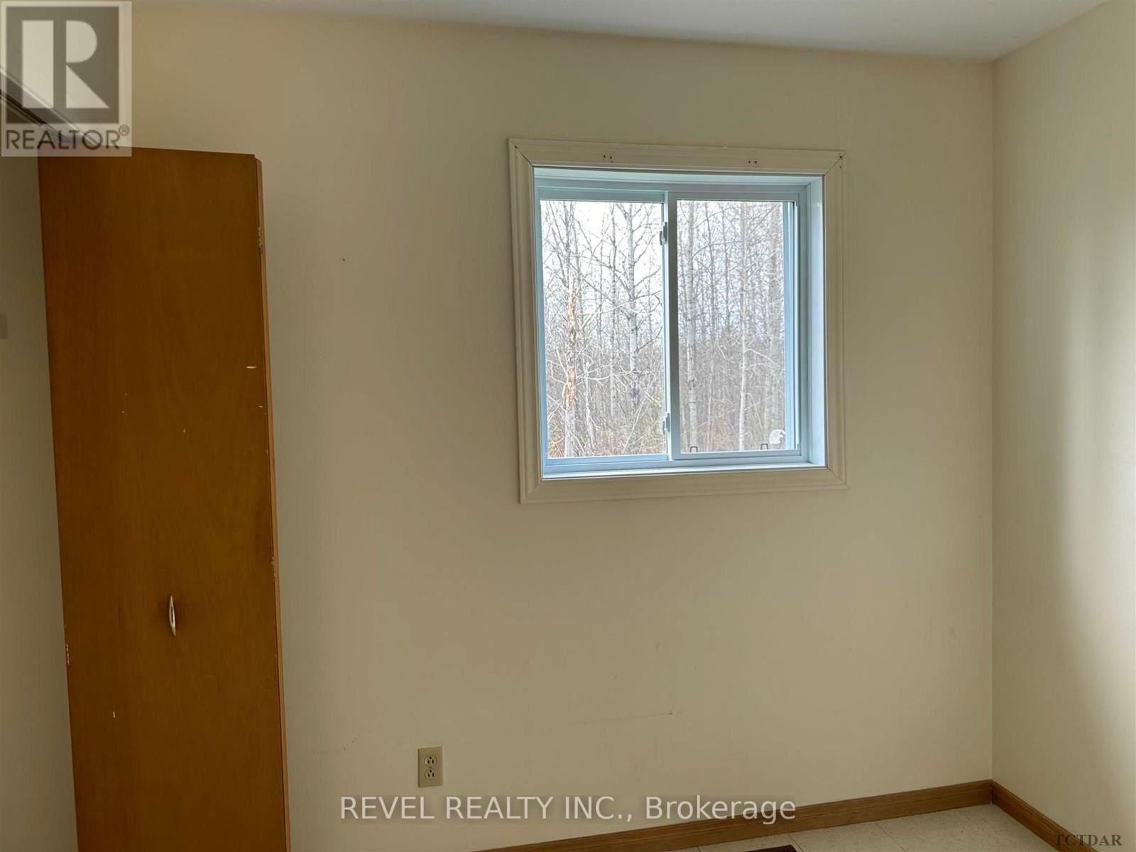 720 EDWARD AVENUE Image 17