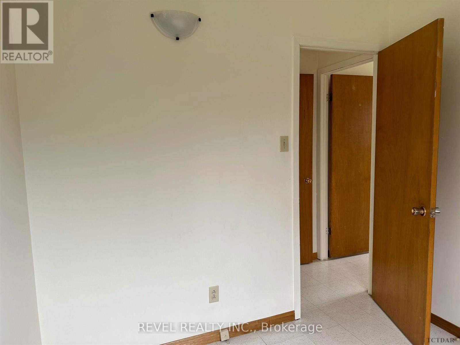 720 EDWARD AVENUE Image 19