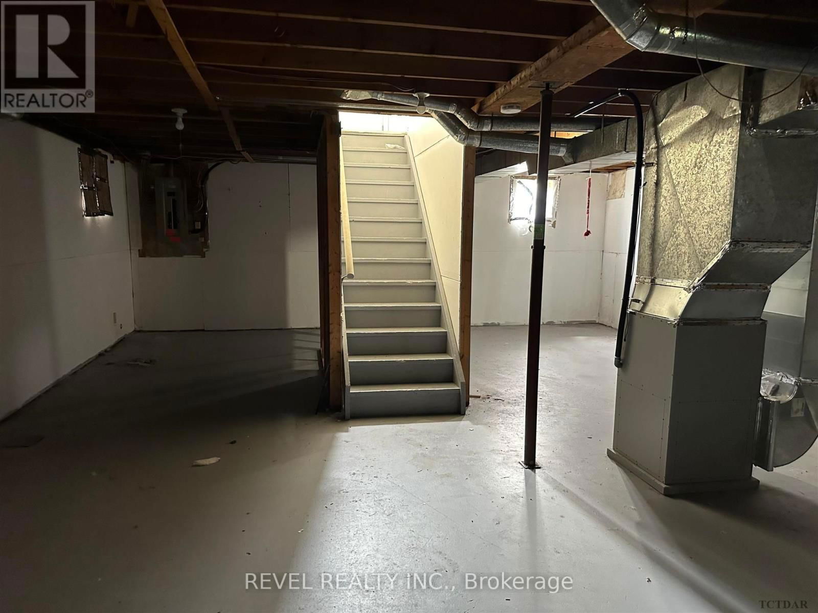720 EDWARD AVENUE Image 27