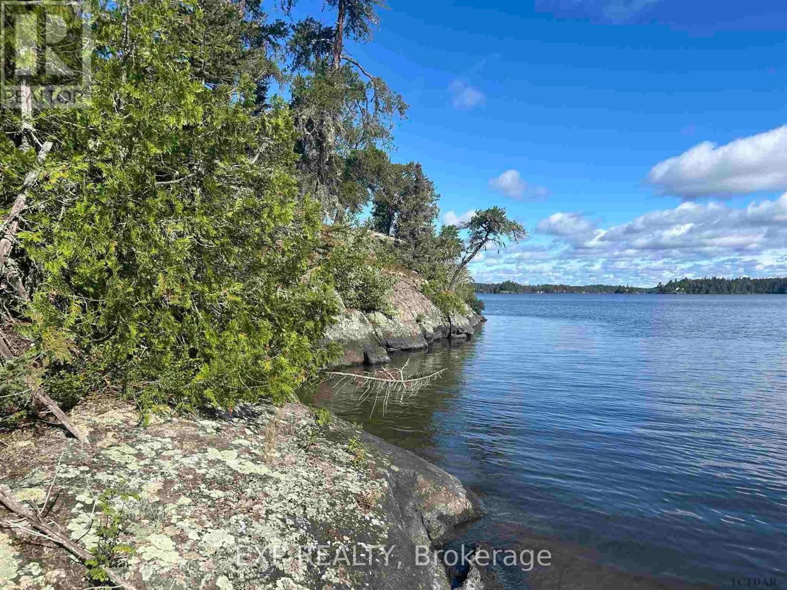 ISLAND SESEKINIKA LAKE Image 4