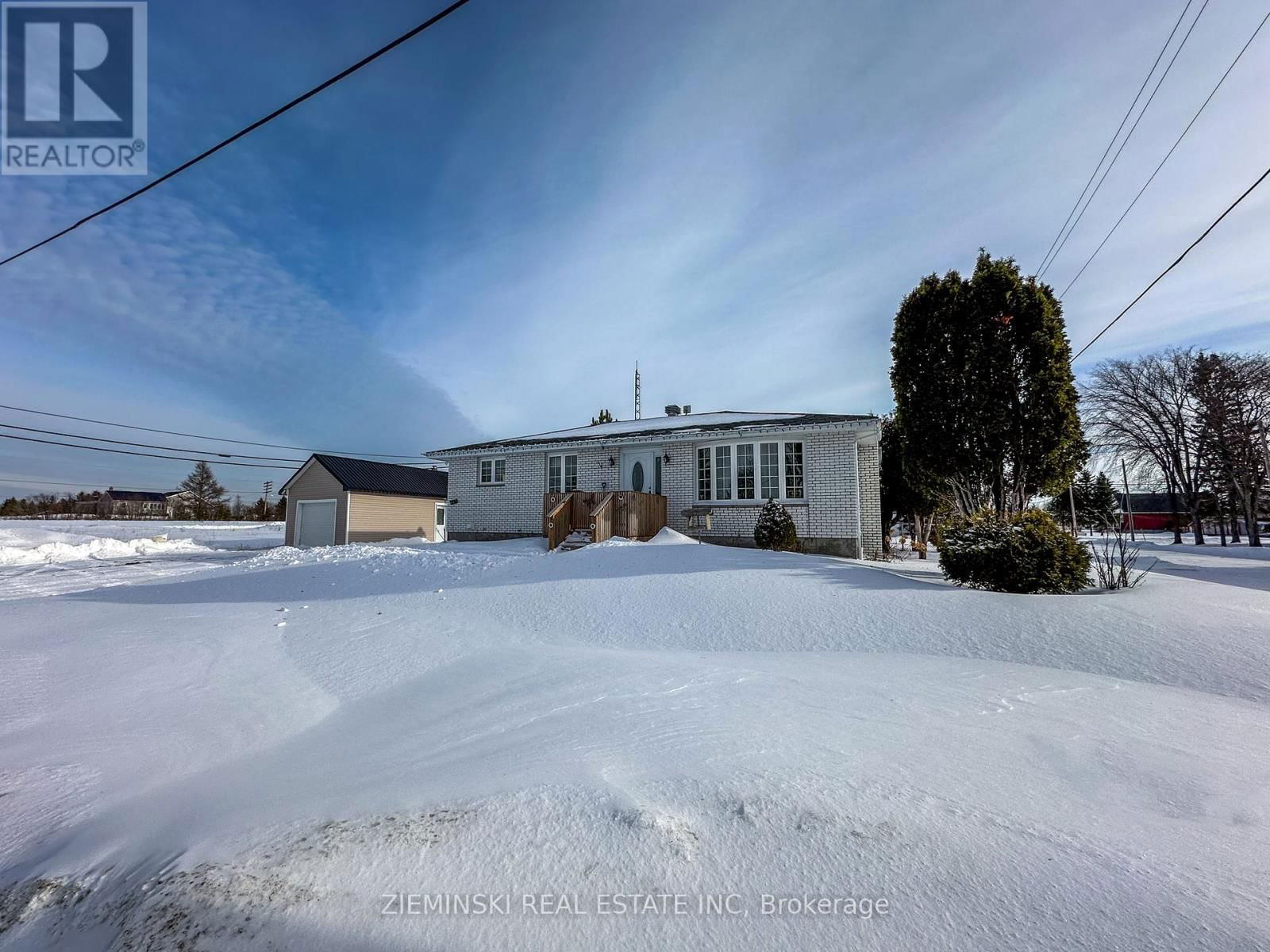 367 TIMMINS AVENUE Image 1