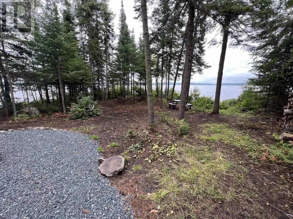 14 ISLAND CANYON LAKE Image 18