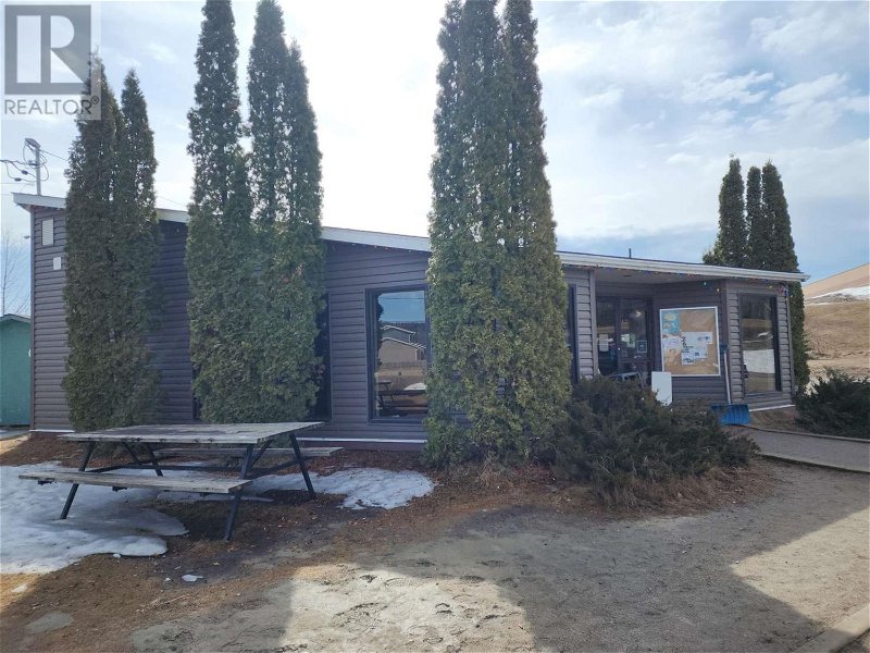 Image #1 of Restaurant for Sale at 150 Manitou Rd, Manitouwadge, Ontario