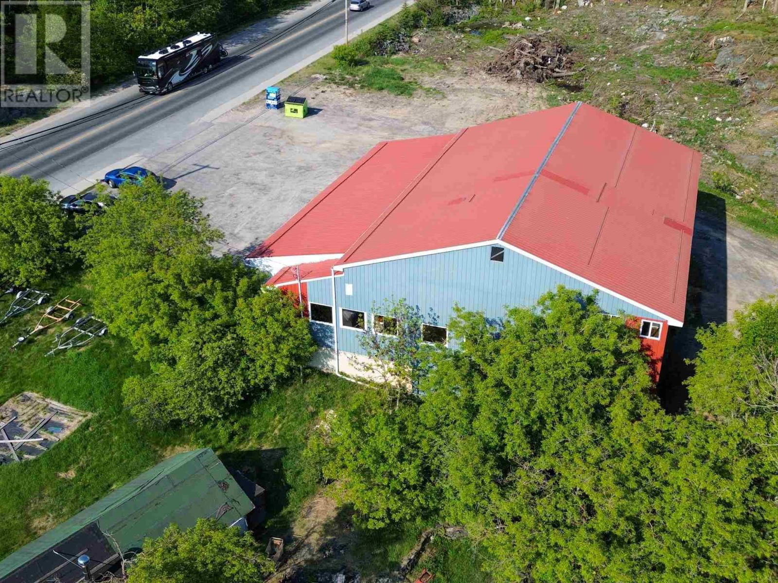 481 LAKEVIEW DR Image 1