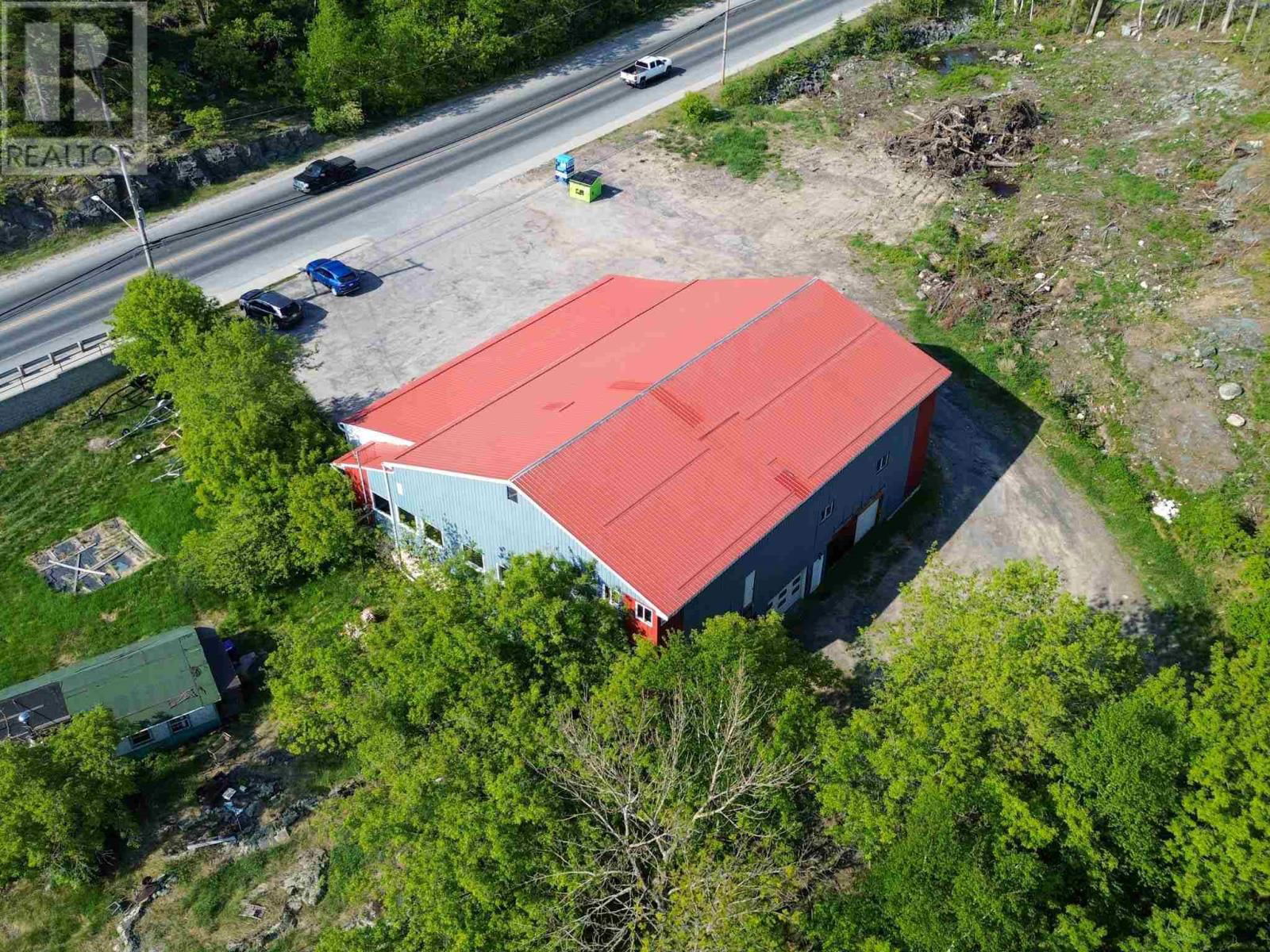481 LAKEVIEW DR Image 12