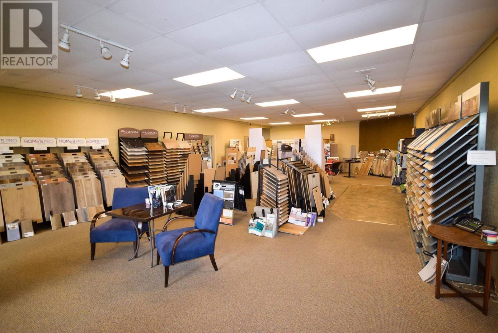 481 LAKEVIEW DR Image 23