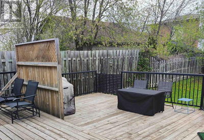 Image #1 of Commercial for Sale at 106 Shuniah St, Thunder Bay, Ontario