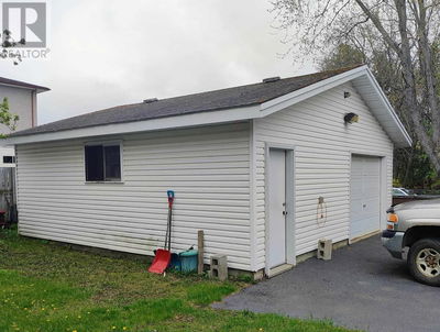 Image #1 of Commercial for Sale at 106 Shuniah St, Thunder Bay, Ontario