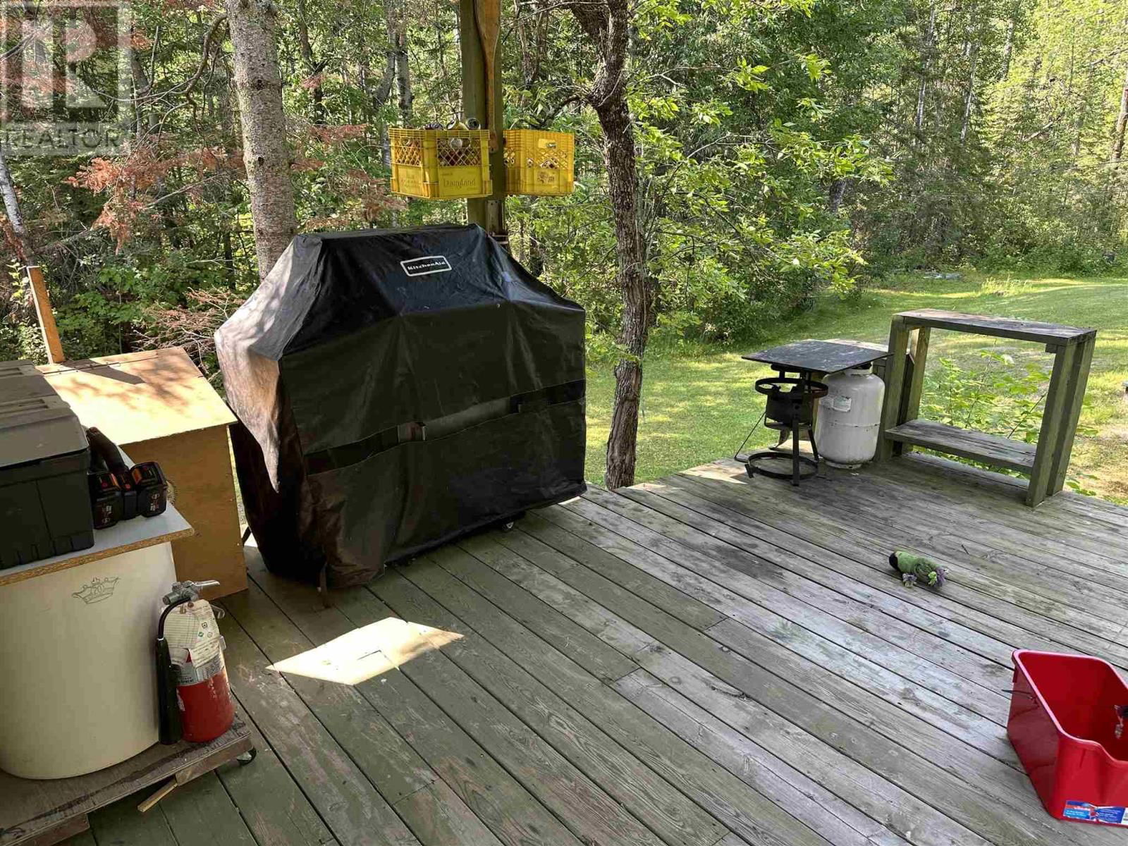 4 WOLF ISLAND Image 33