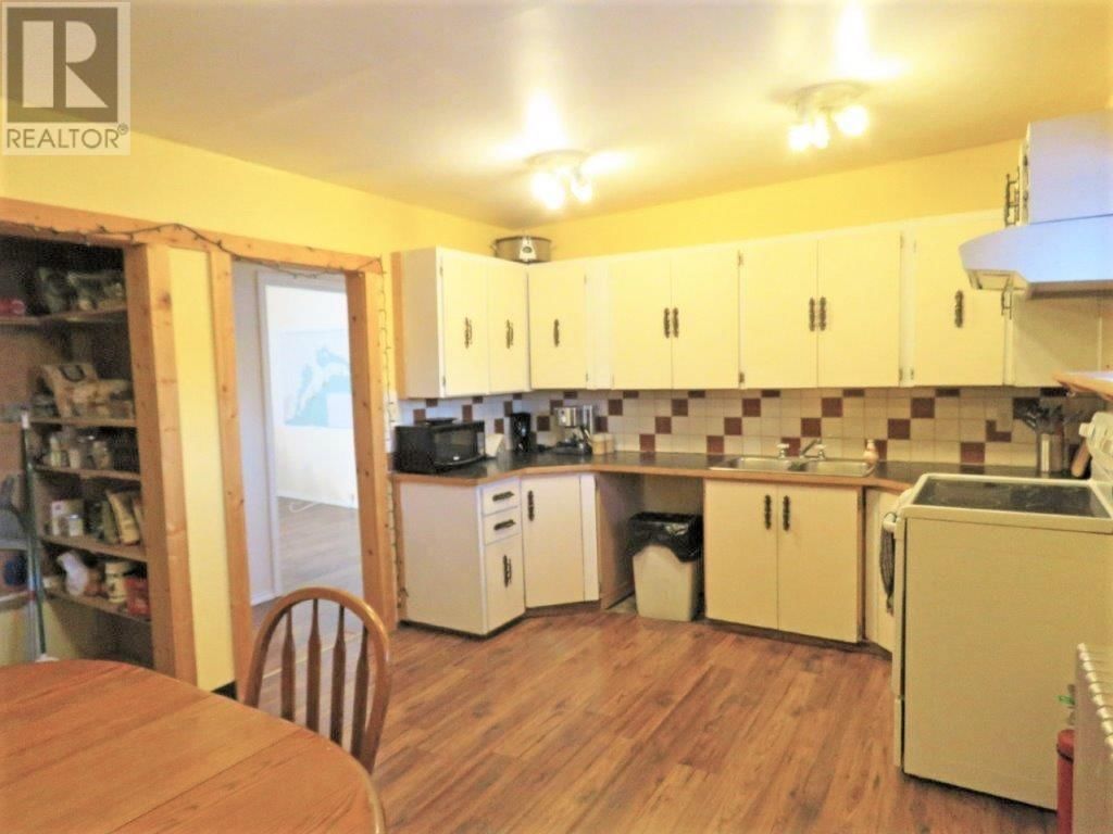 46 FRONT STREET Image 17