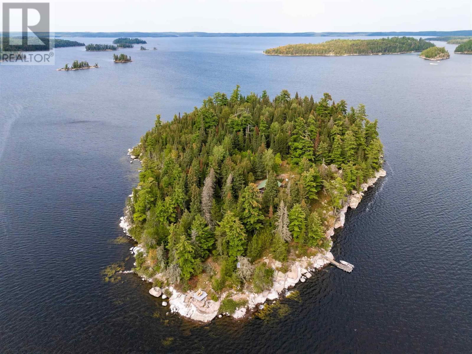 Island S922 Sand Lake Winnipeg River Image 2