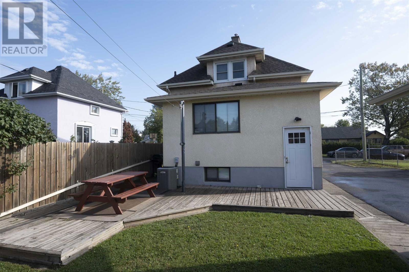 213 Powley Street Image 38