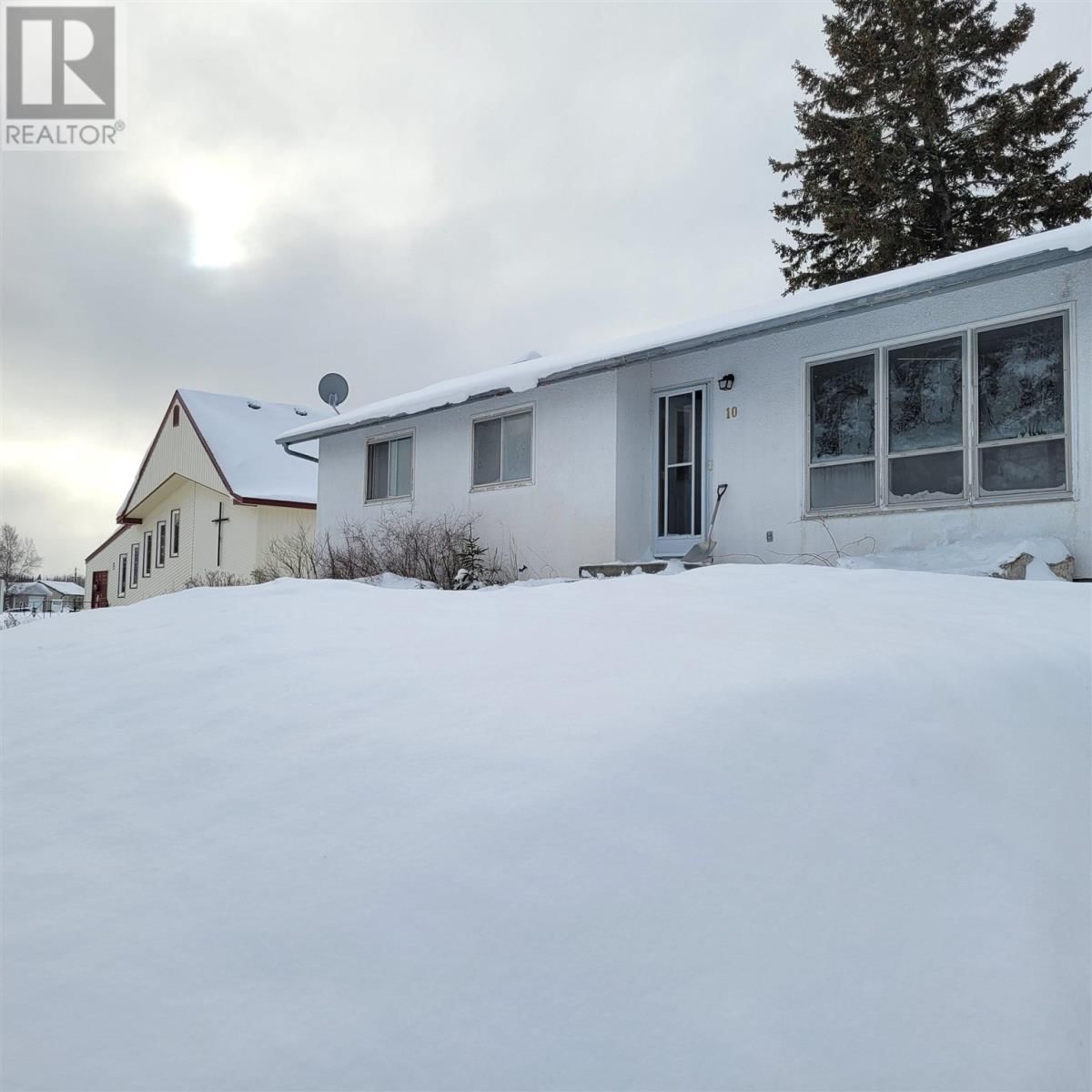 10 Shawinigan Place Image 1