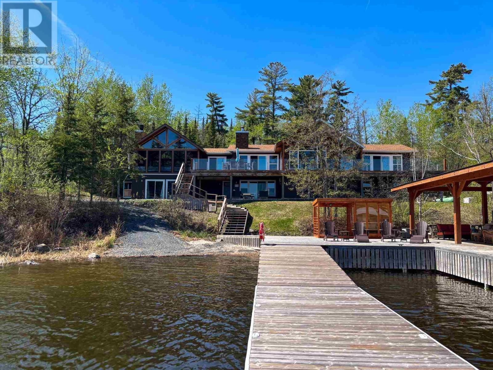65 POPLAR BAY RD Image 1