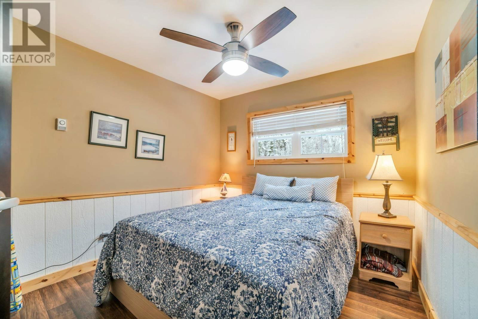 65 POPLAR BAY RD Image 25