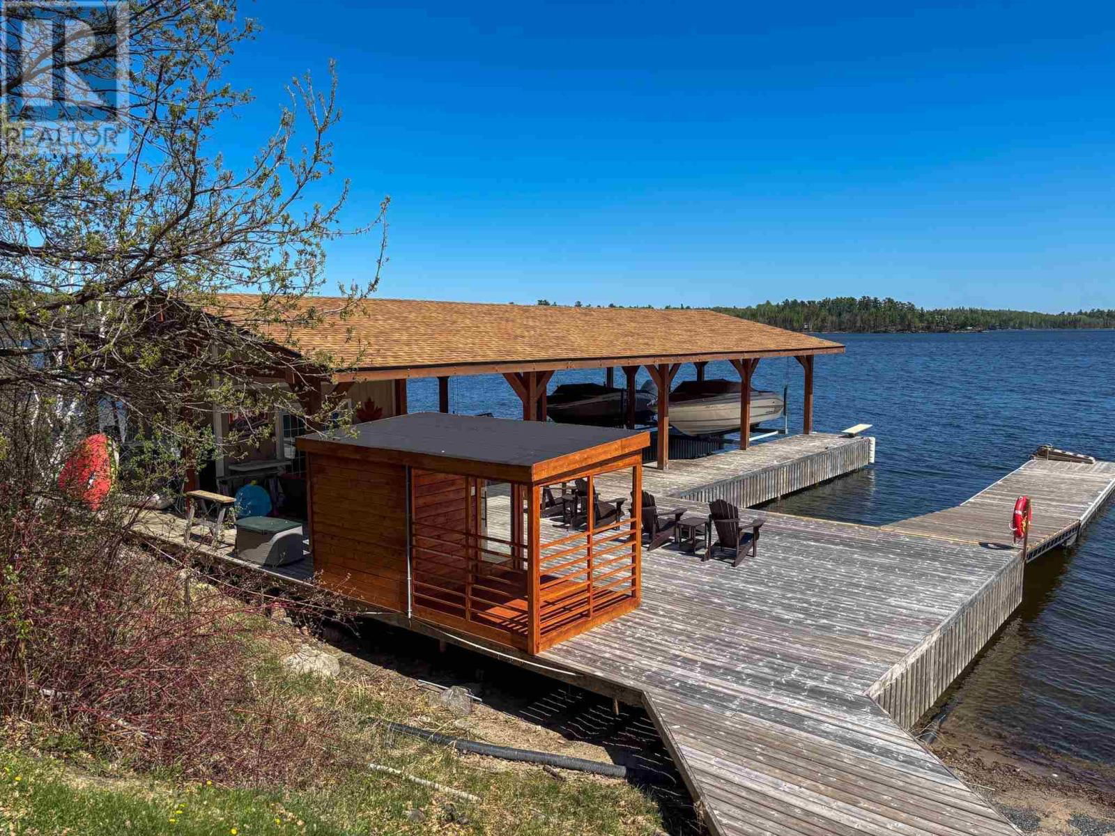 65 POPLAR BAY RD Image 43