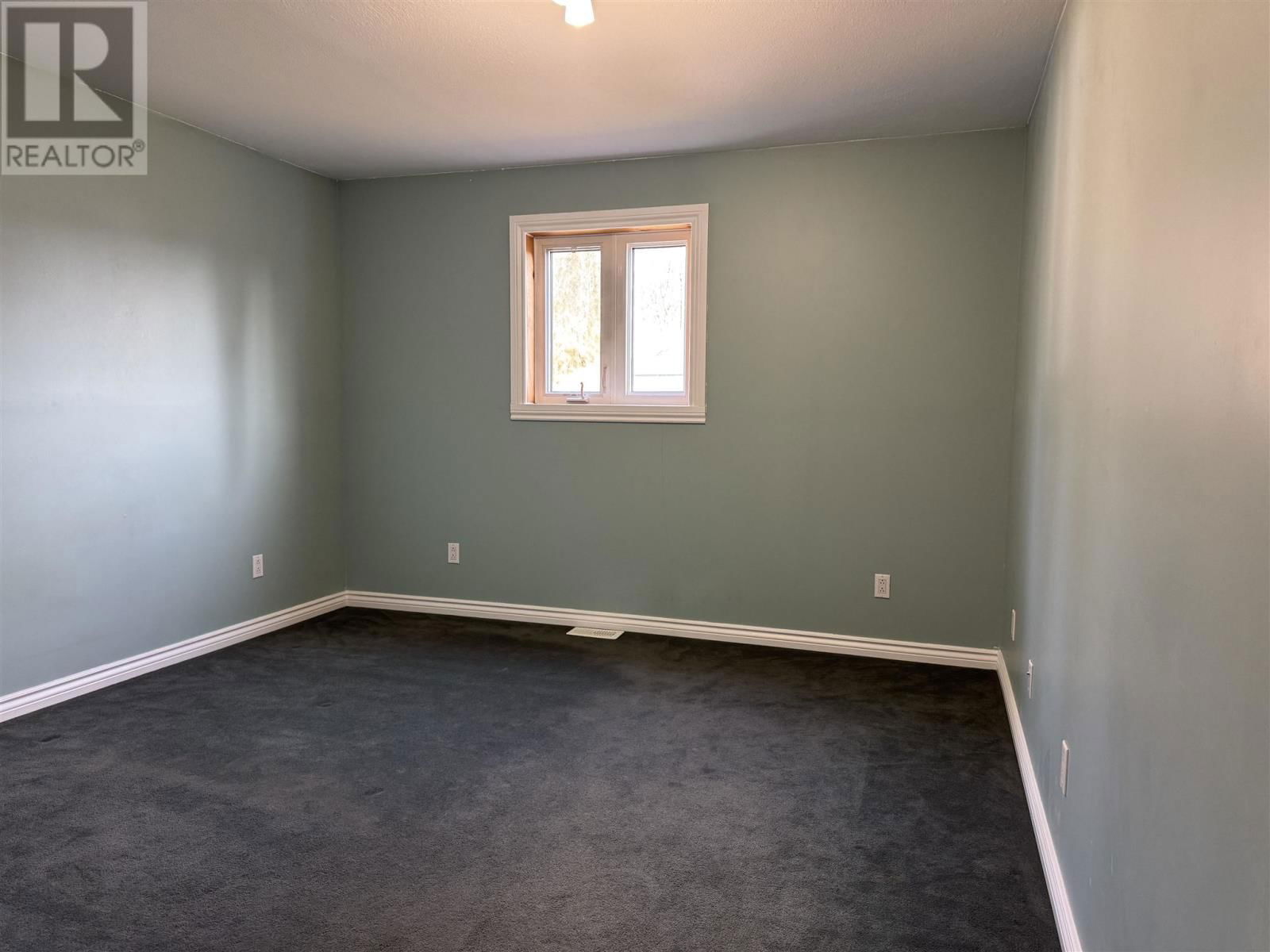 30 ASPENDALE DR Image 23