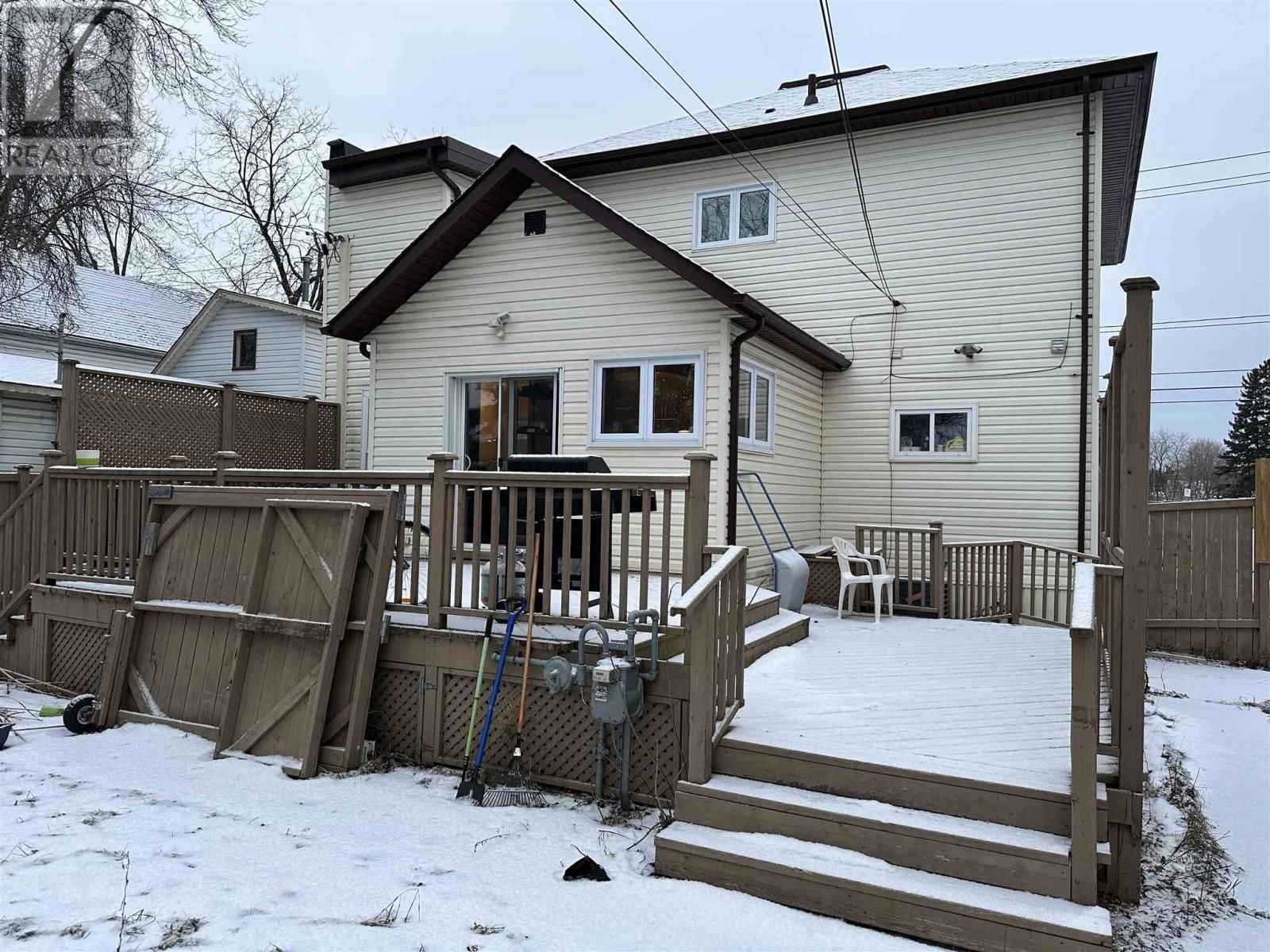 450 Vickers St N Thunder Bay, Ontario