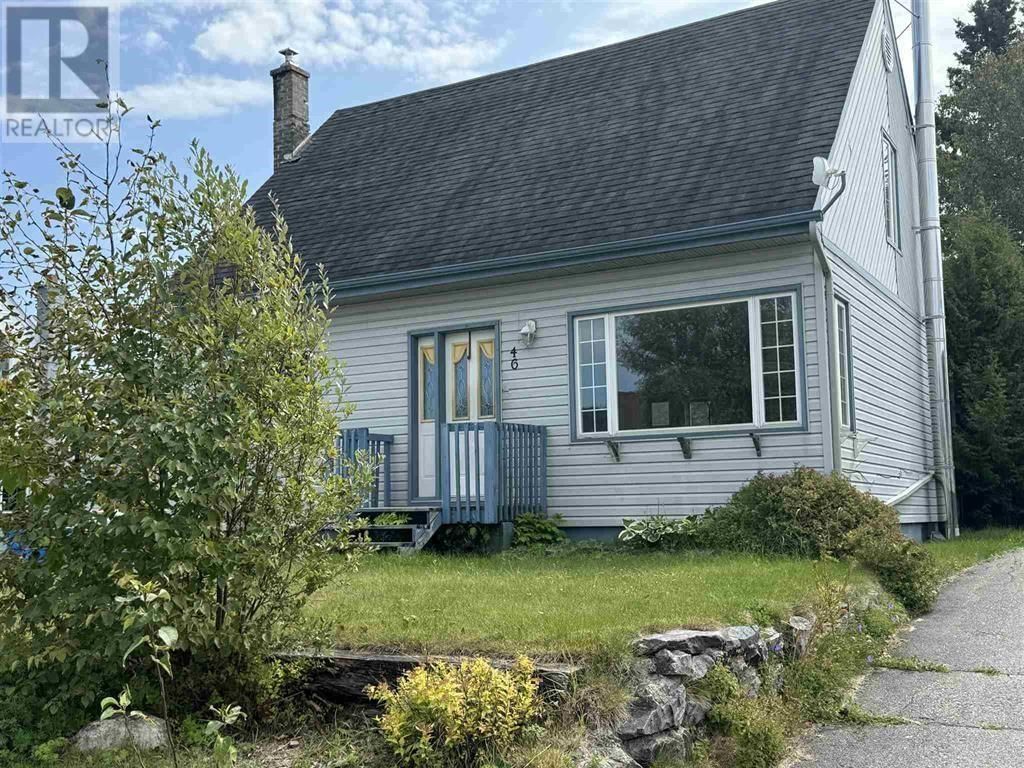 46 NEEBIG AVE Image 1