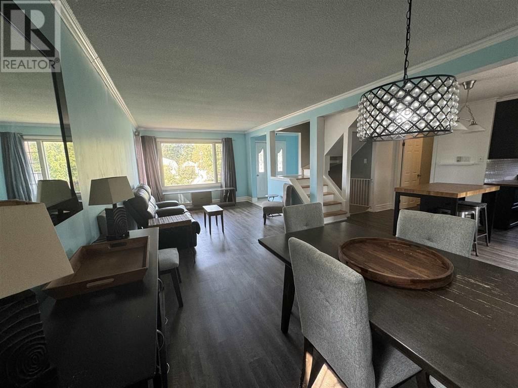 46 NEEBIG AVE Image 17