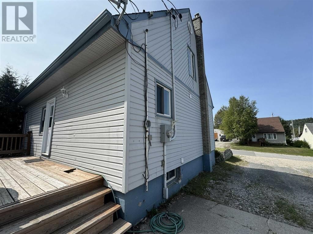 46 NEEBIG AVE Image 8