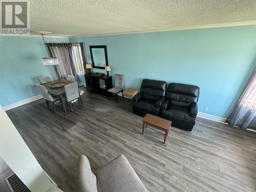 46 NEEBIG AVE Image 9