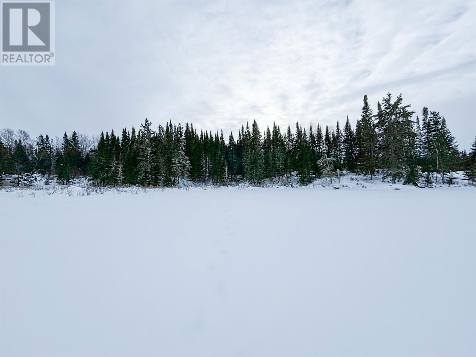 4 GRASSY LAKE Image 18