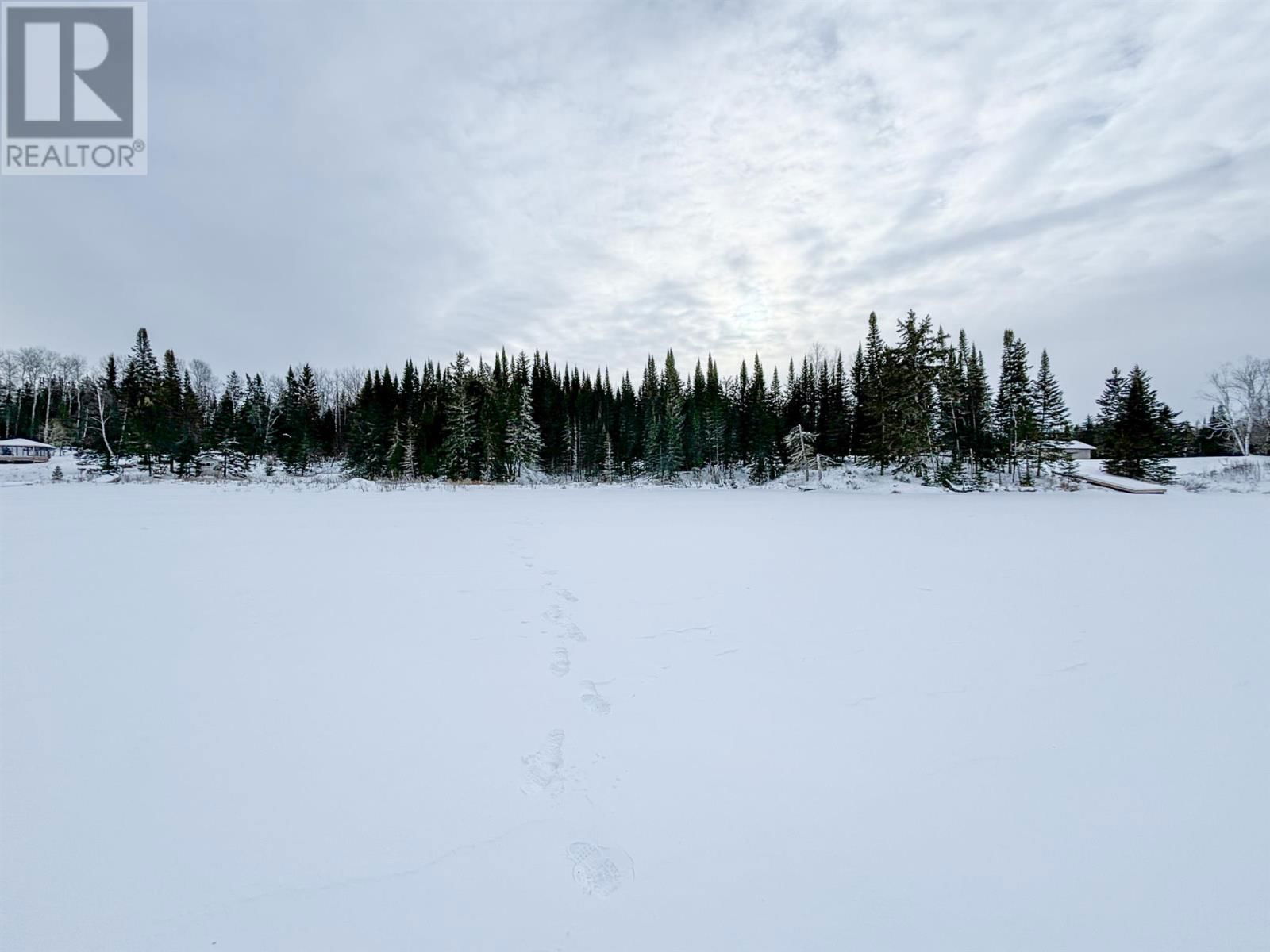 4 GRASSY LAKE Image 19