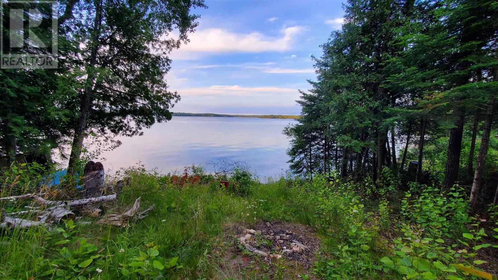 127 HARRIS CRES Image 1