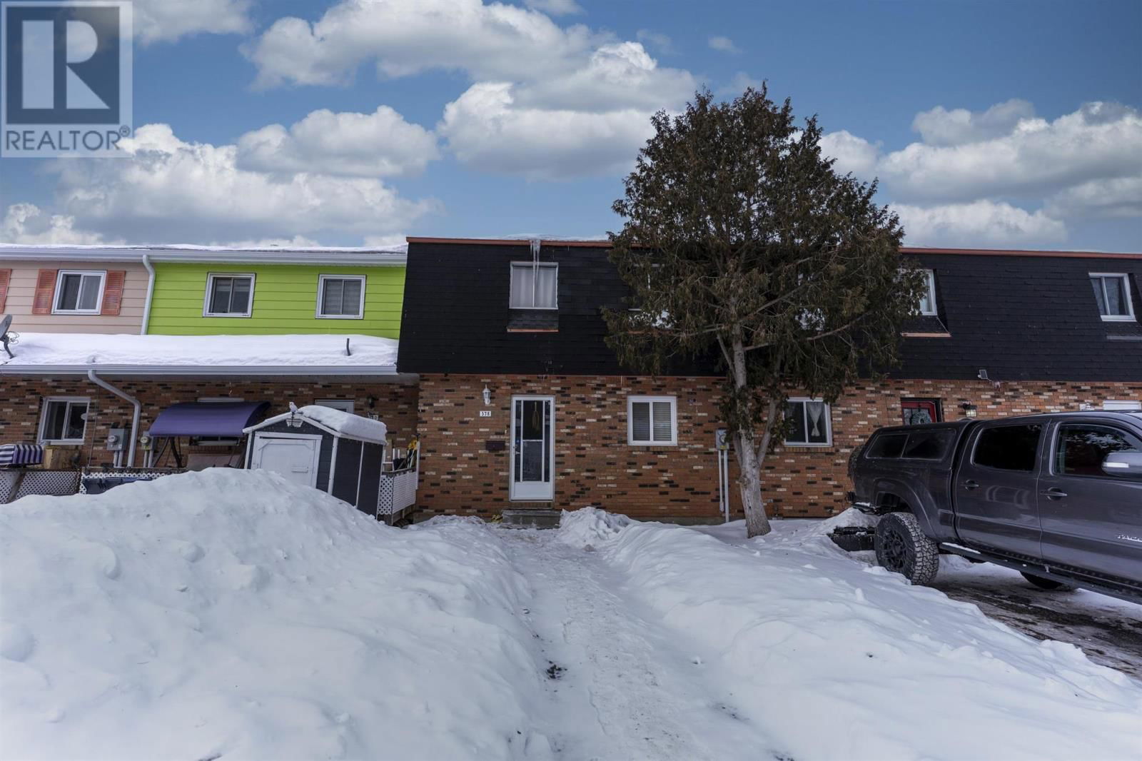 378 Wentworth Cres Thunder Bay, Ontario