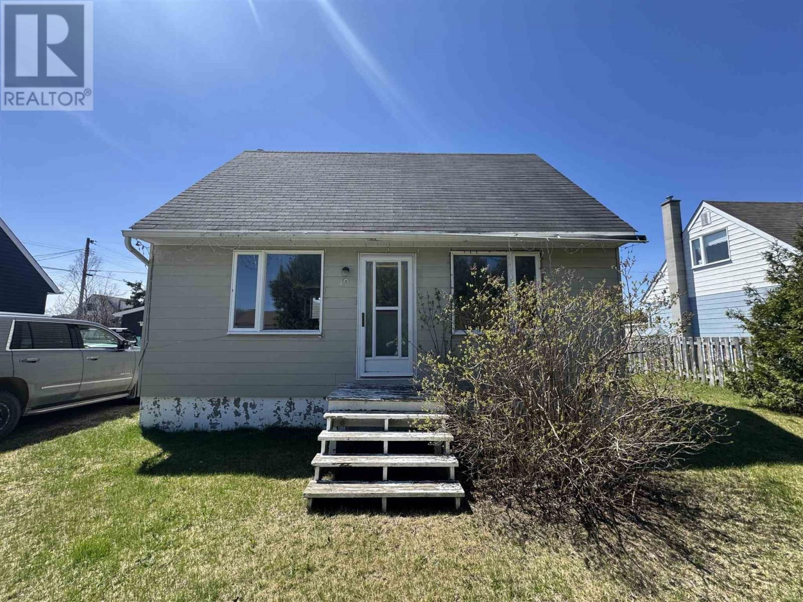 10 KINGFISHER PL Image 1