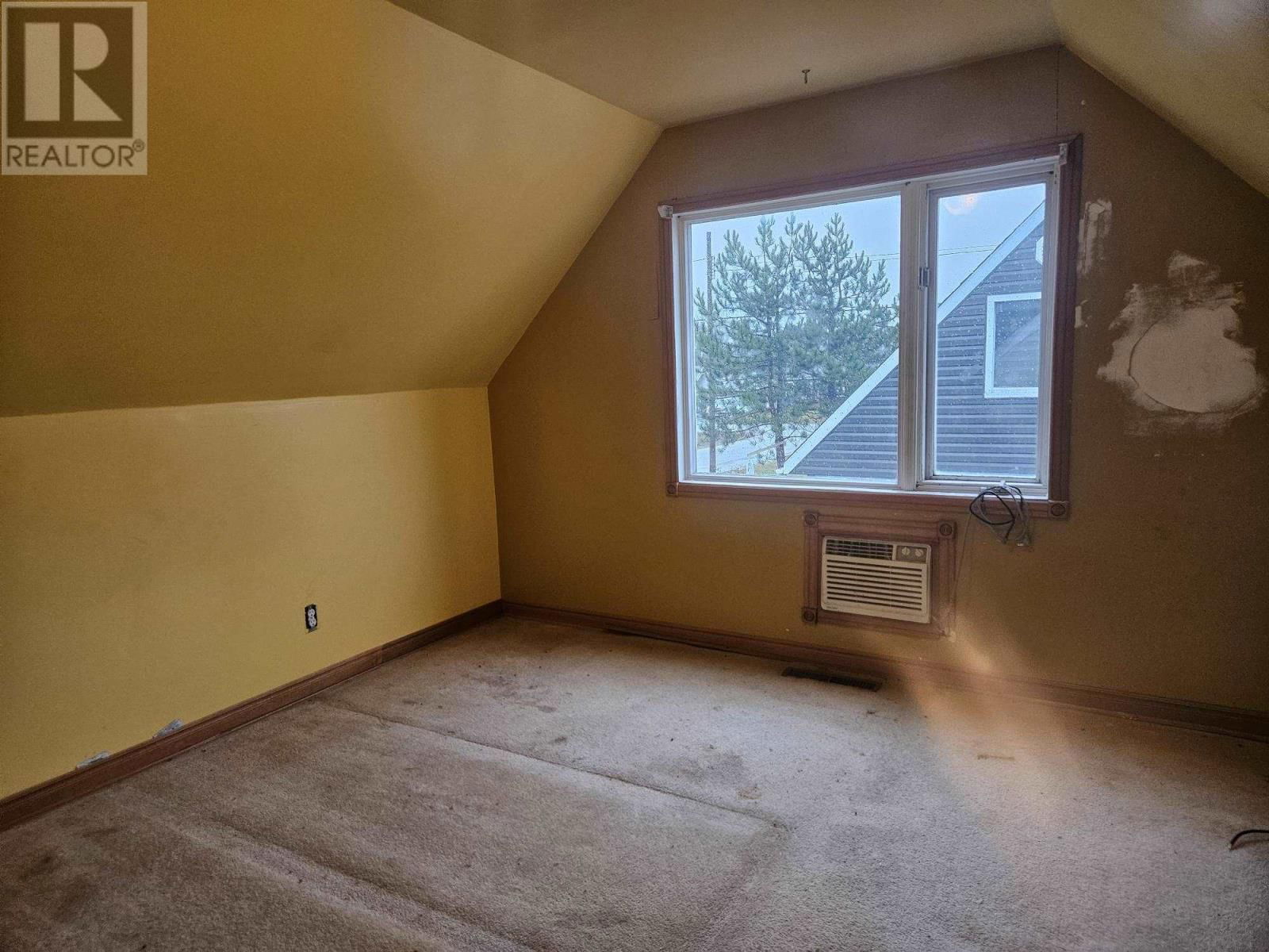10 KINGFISHER PL Image 33