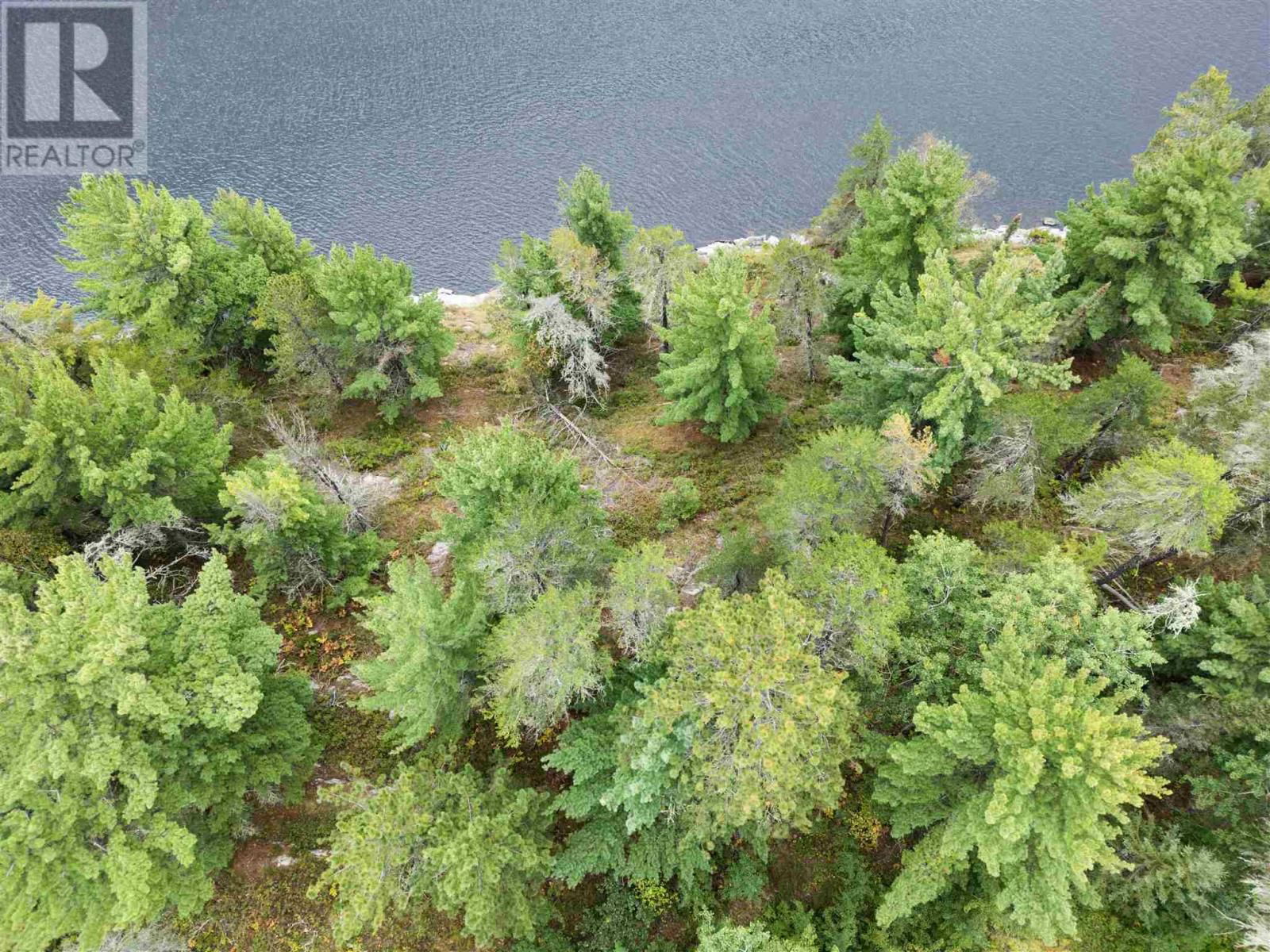 4 PETERSON DR Image 33
