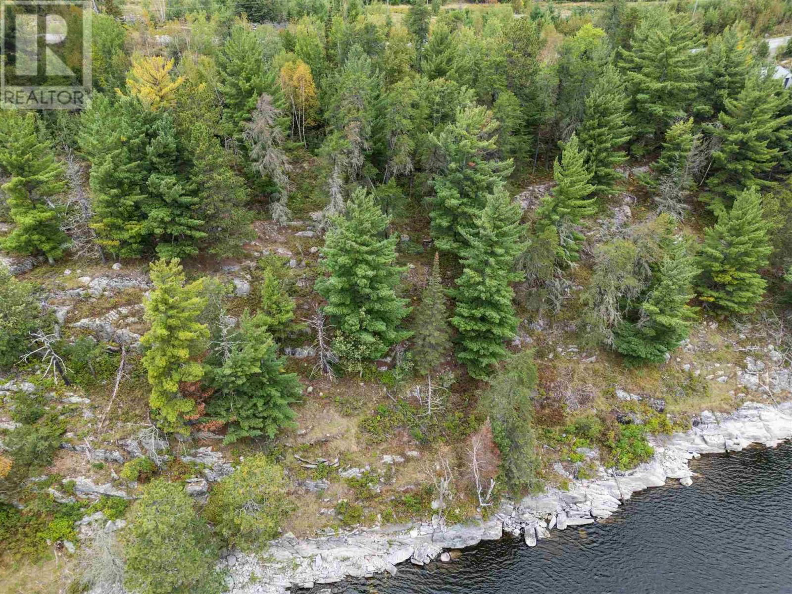 4 PETERSON DR Image 35
