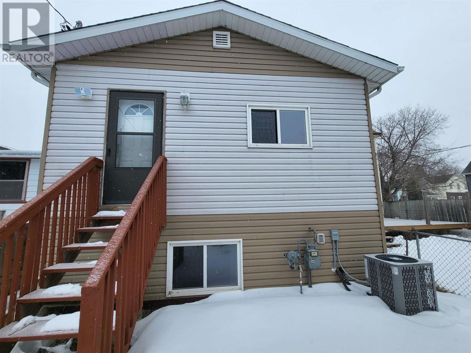 522 Mcintosh St THUNDER BAY, Ontario